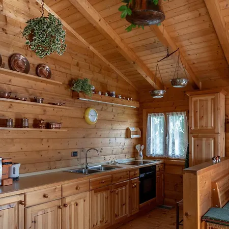 Fonte - Wi-fi, Netflix, Barbecue, Parking Space, A 3 Minuti Dallo Zoncolan